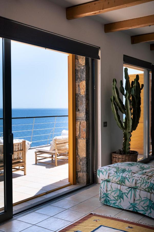 Villa Aiolos: Above The Sea, Within Agios Nikolaos Exterior photo