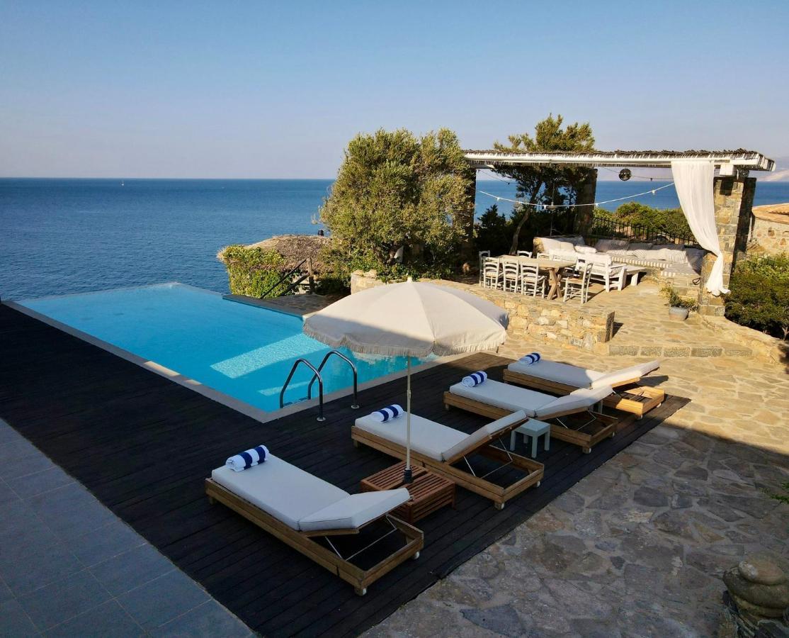 Villa Aiolos: Above The Sea, Within Agios Nikolaos Exterior photo